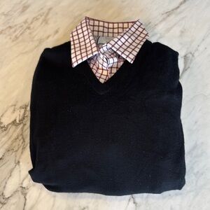 BROOK BROTHERS SIZE M Extra Fine Merino Black V-Neck Sweater